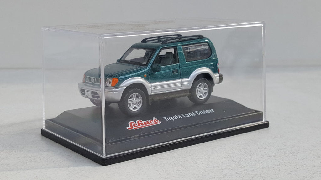 Schuco Toyota Land Cruiser, groen-grijs metallic - Schaal 1:72