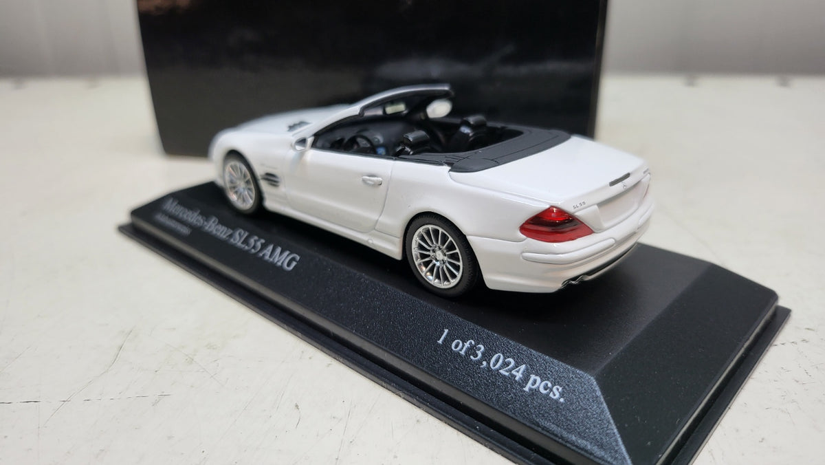 Minichamps Mercedes-Benz SL55 AMG Wit 2007 - Schaal 1:43
