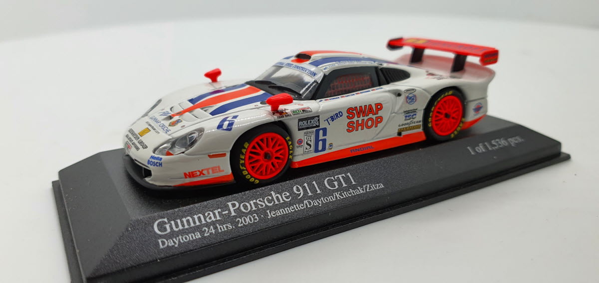 Minichamps Gunnar Porsche 911 GT1 2003 - Schaal 1:43