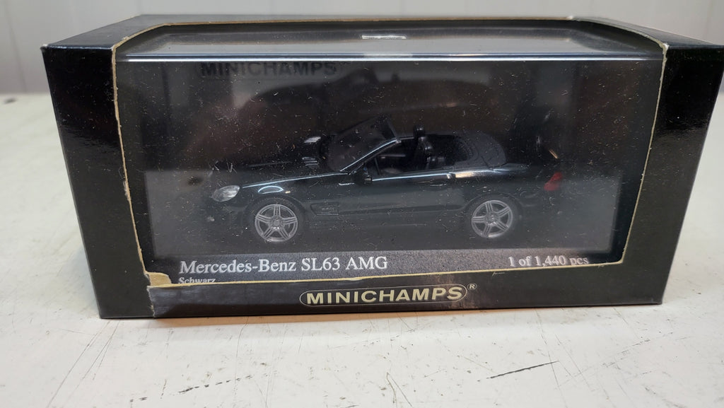Minichamps Mercedes-Benz SL63 AMG Zwart 2008 - Schaal 1:43