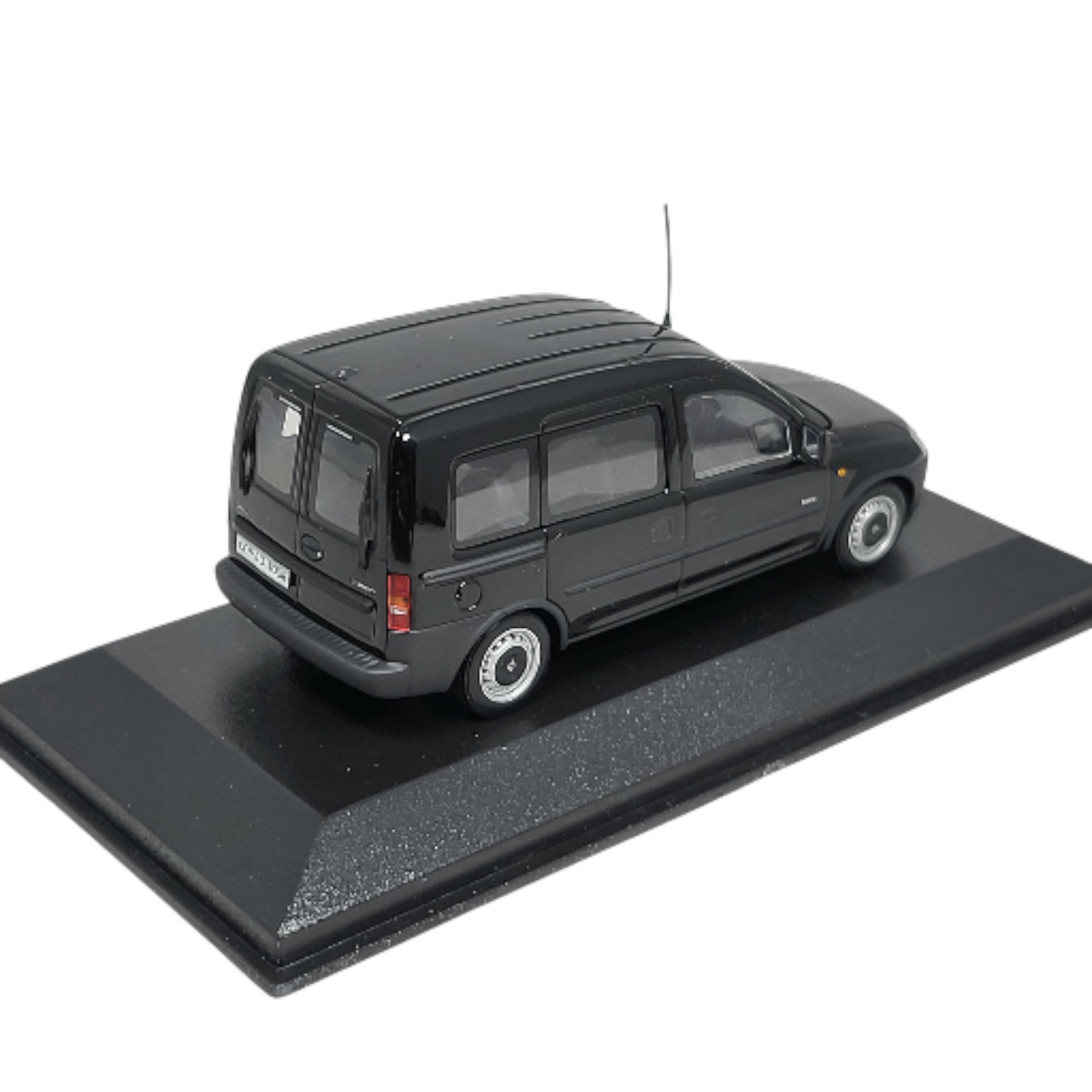 Minichamps Opel Combo Van Donker Blauw 2002 - Schaal 1:43