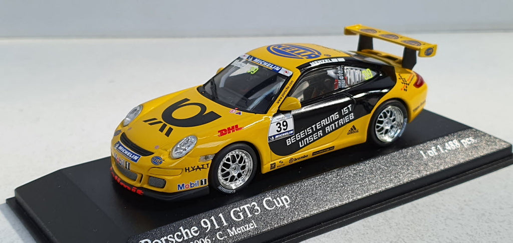 Minichamps Porsche 911 GT3 Cup Supercup 2006 C. Menzel - Schaal 1:43