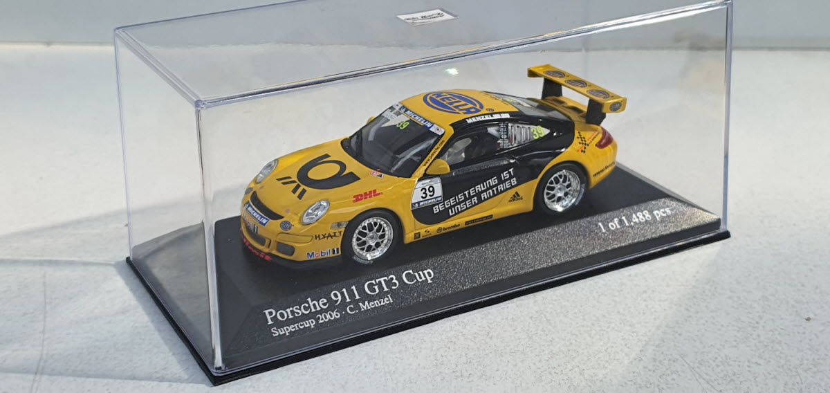 Minichamps Porsche 911 GT3 Cup Supercup 2006 C. Menzel - Schaal 1:43