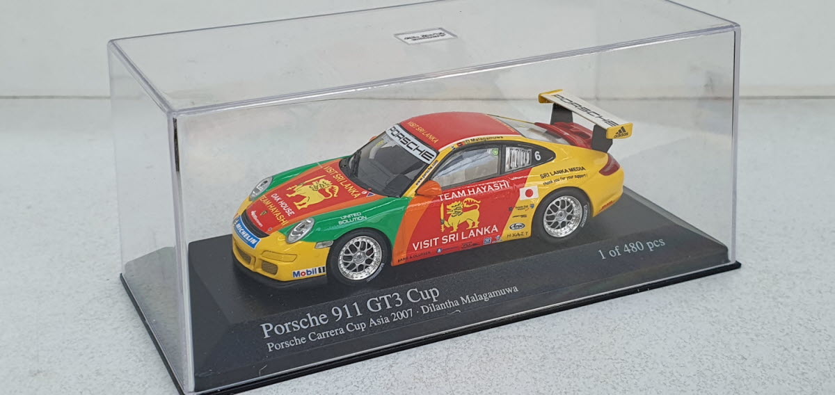 Minichamps Porsche 911 GT3 Cup Carrera Cup Asia 2007 D. Malagamuwa - Schaal 1:43