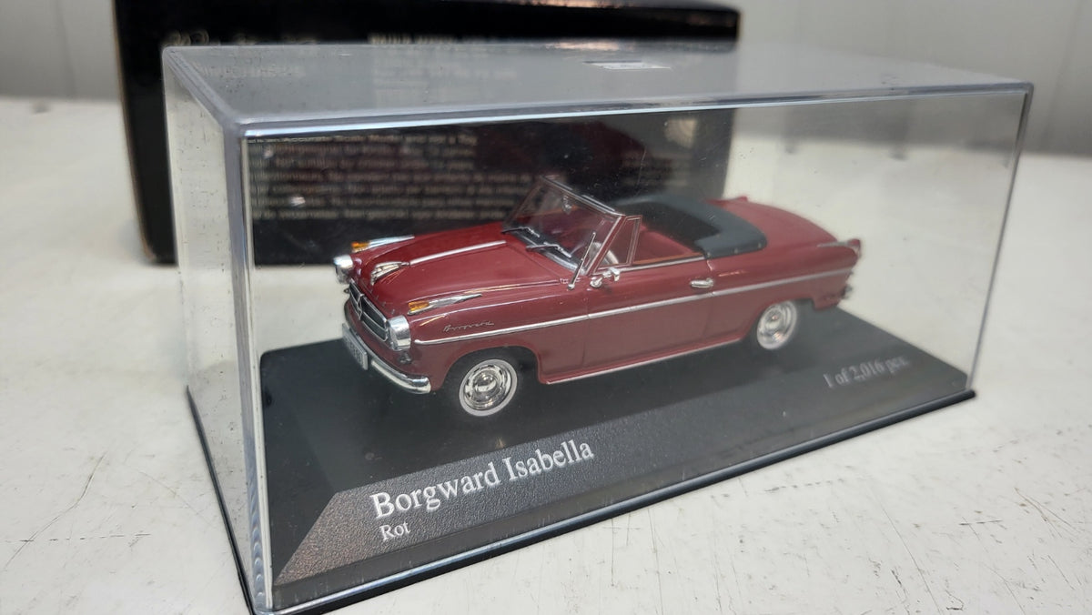 Minichamps Borgward Isabella Cabriolet 1959 – donkerrood – 1:43 – 2.016 stuks