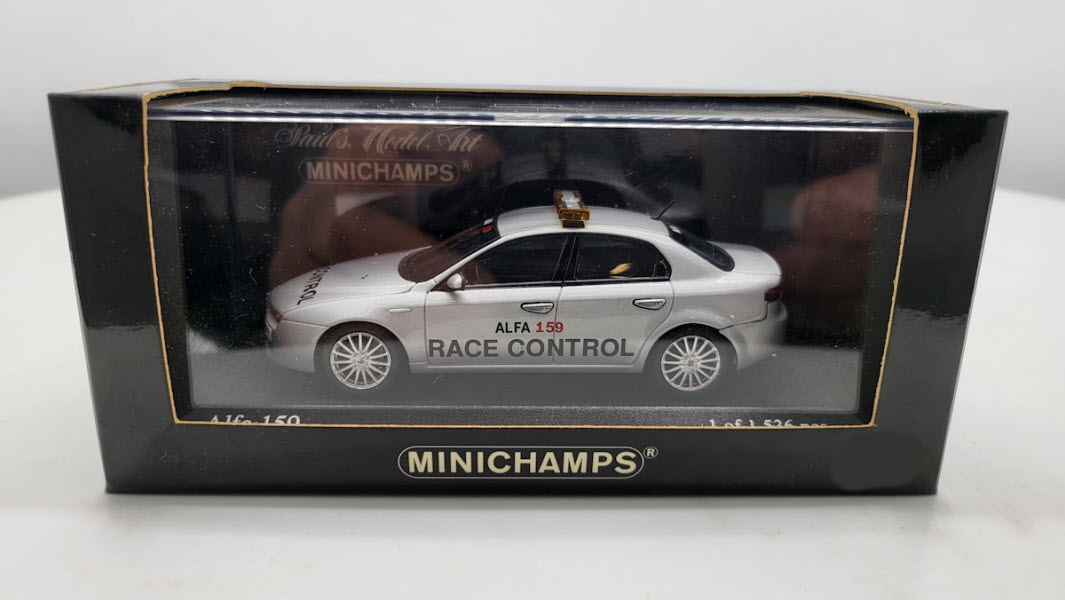 Minichamps Alfa Romeo 159 "Race Control" Grijs 2006 – 1:43