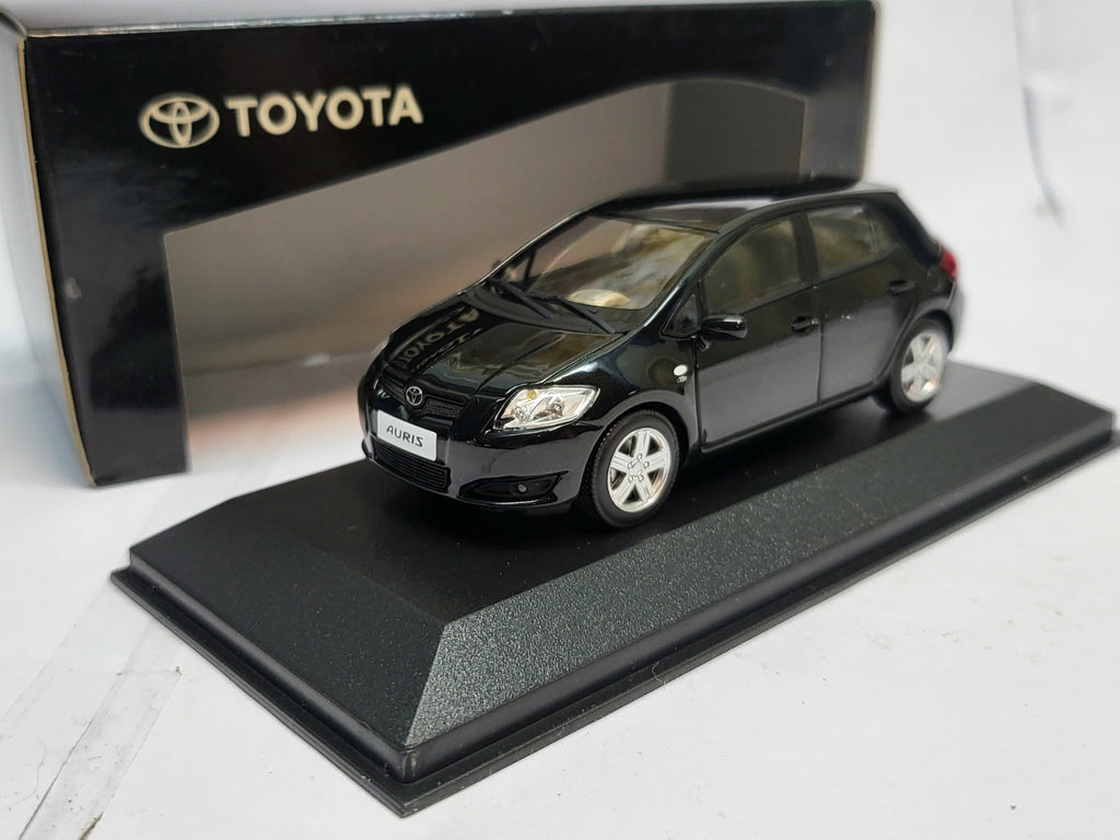 Minichamps Toyota Auris Zwart 2008 - Schaal 1:43