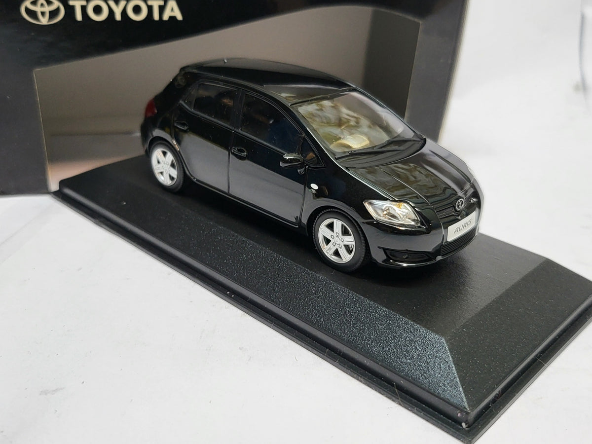 Minichamps Toyota Auris Zwart 2008 - Schaal 1:43