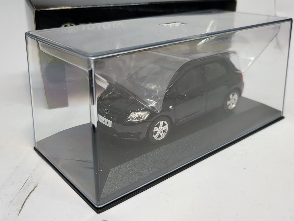 Minichamps Toyota Auris Zwart 2008 - Schaal 1:43