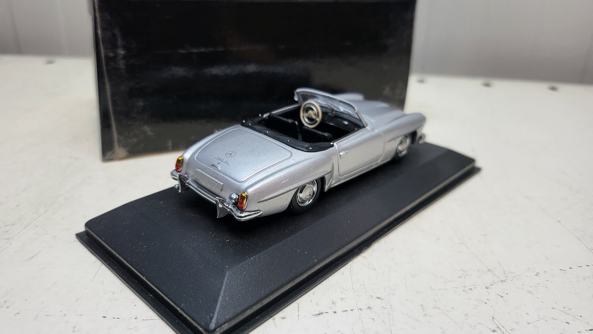Minichamps Mercedes-Benz 190SL Zilver 1955 - Schaal 1:43