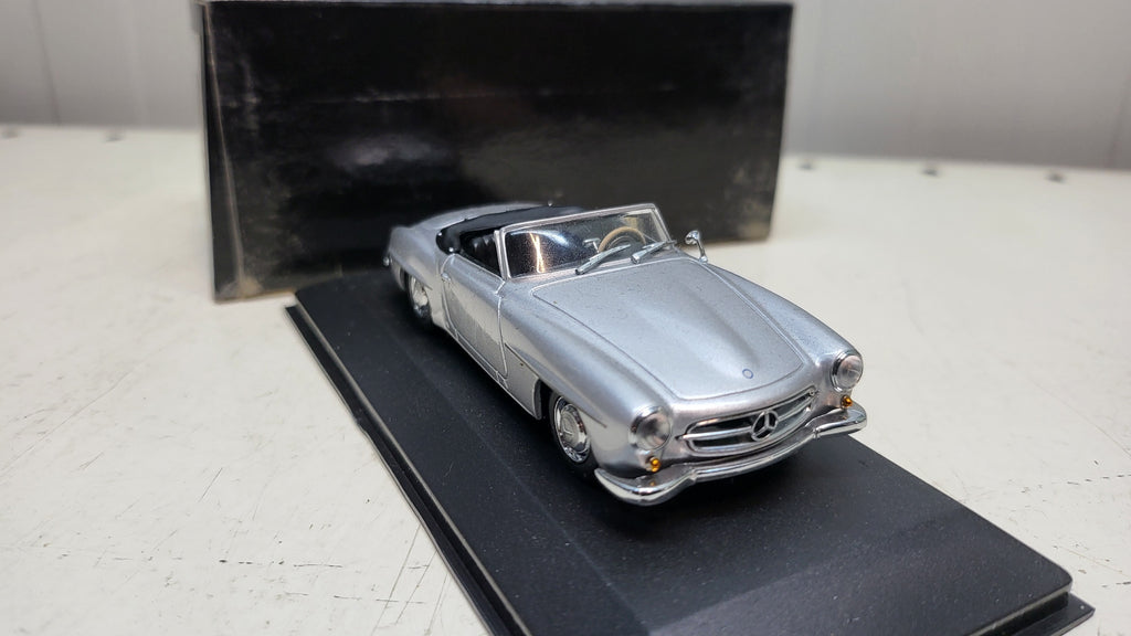 Minichamps Mercedes-Benz 190SL Zilver 1955 - Schaal 1:43