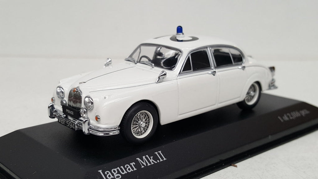 Minichamps Jaguar MK II Police Wit 1959 - Schaal 1:43