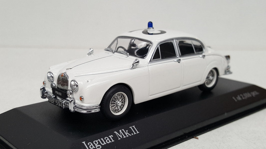 Minichamps Jaguar MK II Police Wit 1959 - Schaal 1:43