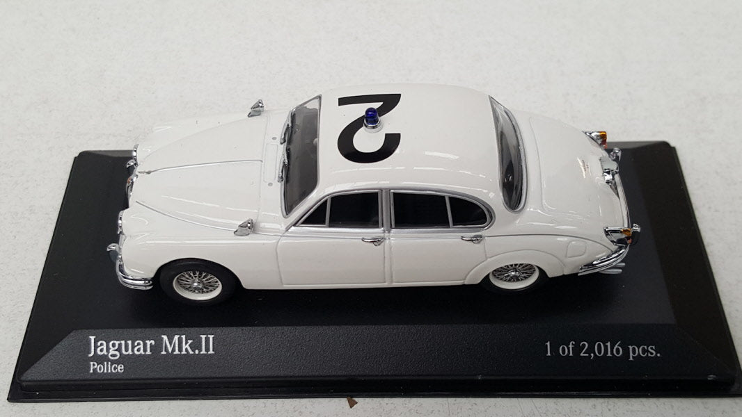 Minichamps Jaguar MK II Police Wit 1959 - Schaal 1:43