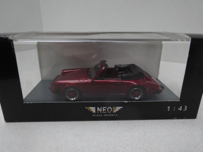 NEO Scale Models Porsche 911 Cabrio Federal Red Metallic 1985 - Schaal 1:43