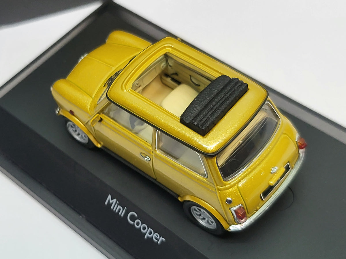 Schuco Austin Mini Cooper Gold - Schaal 1:43 - Limited Edition