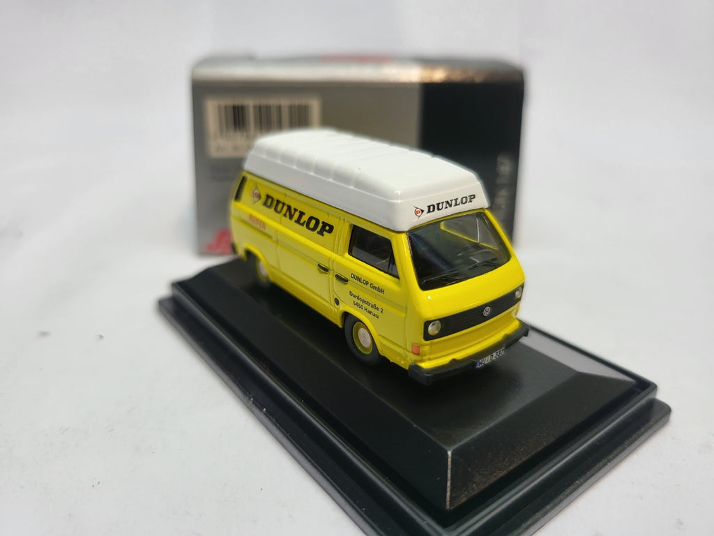 Volkswagen Bus T3 Dunlop Geel - Schuco 1:87