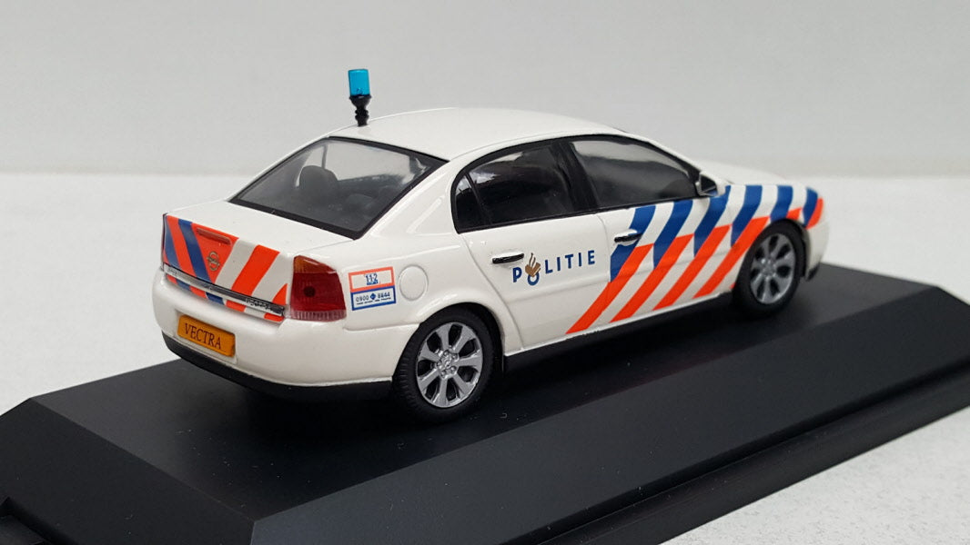 Schuco Opel Vectra Politie Haaglanden - Schaal 1:43