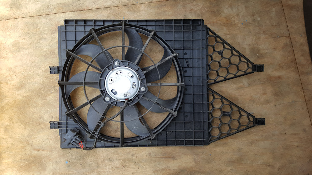Diverse Audi/Seat/Skoda/Vw Koelvinhuis 6R0121207 kompleet