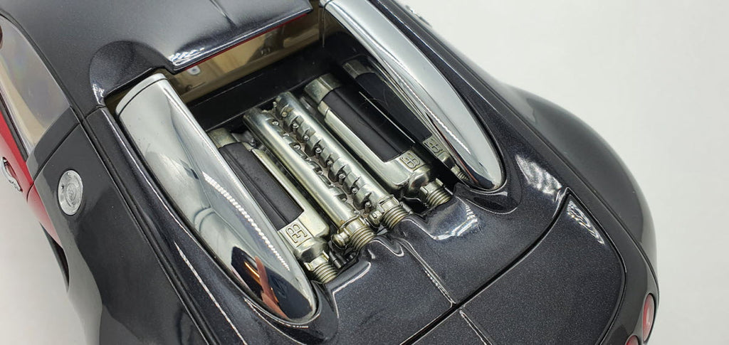 Bugatti EB 16.4 Veyron Showcar Zwart/Rood - AutoArt 1:18
