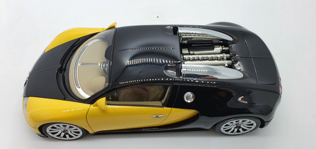 Bugatti EB 16.4 Veyron Showcar Zwart/Geel - AutoArt 1:18