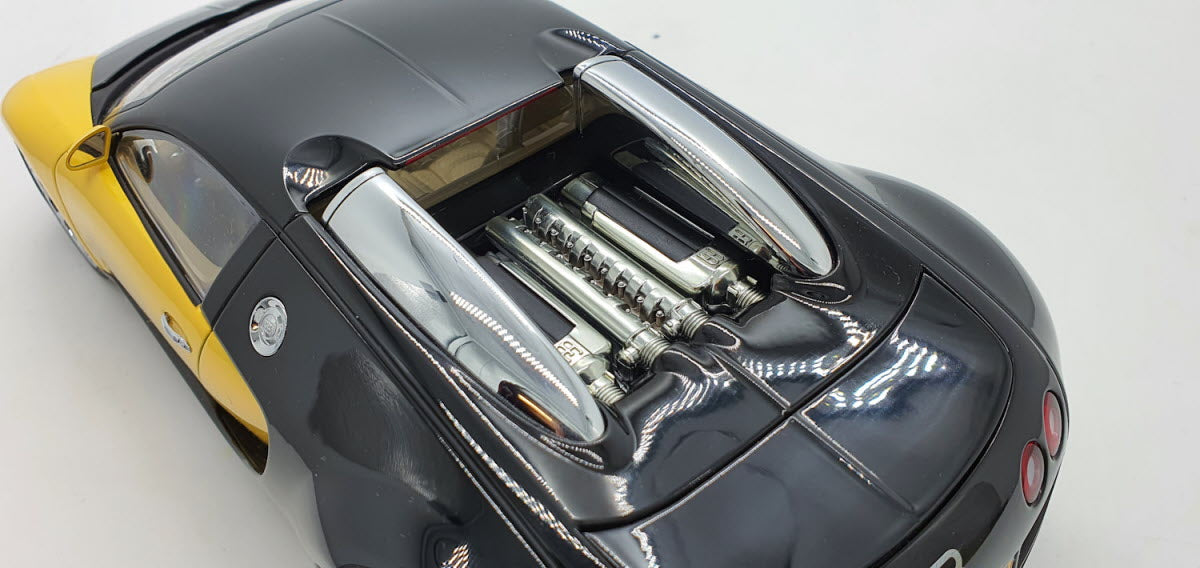 Bugatti EB 16.4 Veyron Showcar Zwart/Geel - AutoArt 1:18