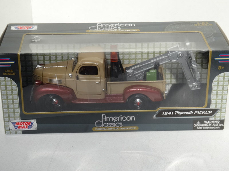 MotorMax Plymouth Pickup Takelwagen Beige/Bruin 1949 - Schaal 1:24