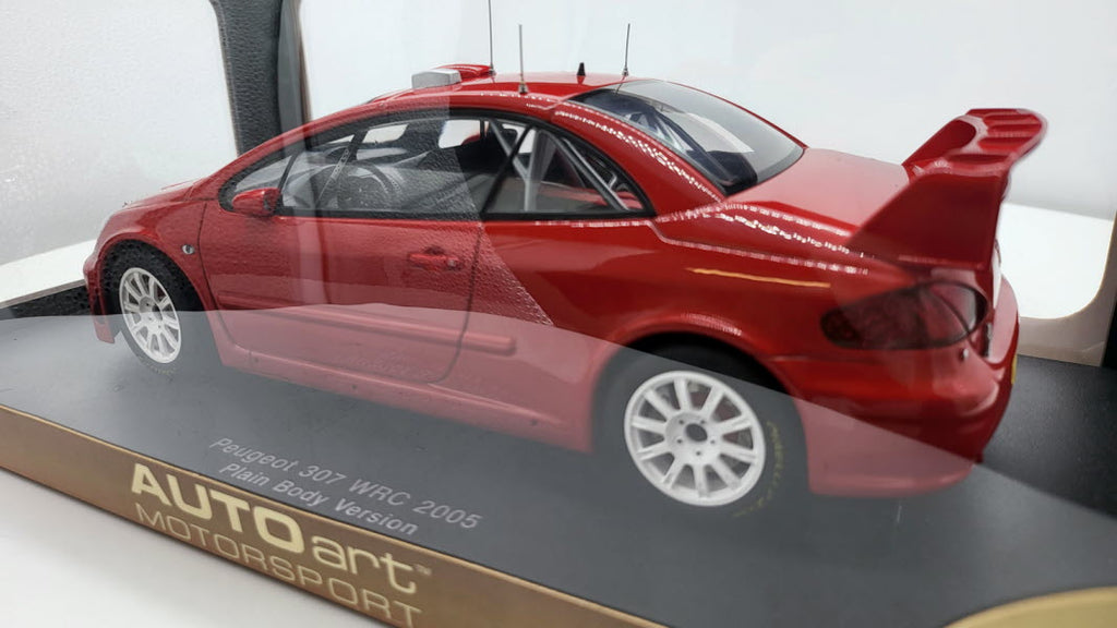 AutoArt: Peugeot 307 WRC Plain Body Version Rood (2005) - Schaal 1:18