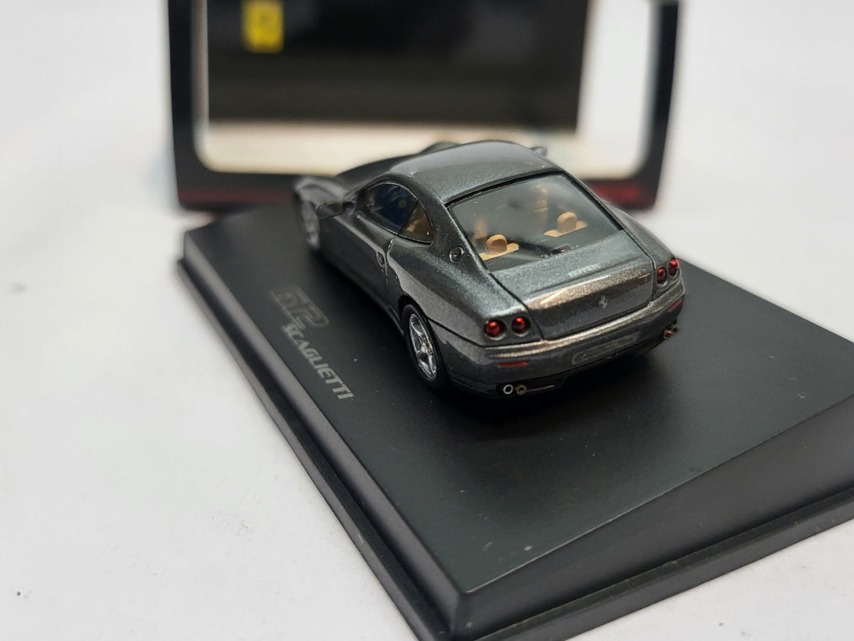 Ferrari 612 Scaglietti Grijs - Red Line Spark 1:87