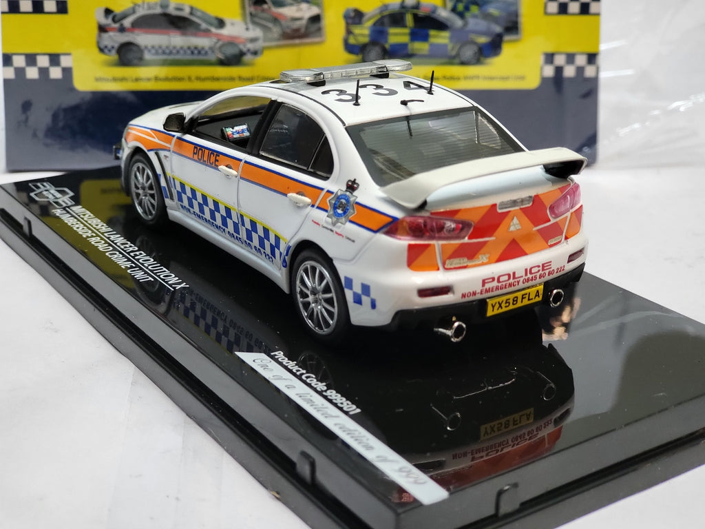Model-Icons Mitsubishi Lancer Evolution X Police Humberside - Schaal 1:43