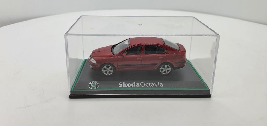Abrex Skoda Octavia Rood Metallic 2004 - Schaal 1:43