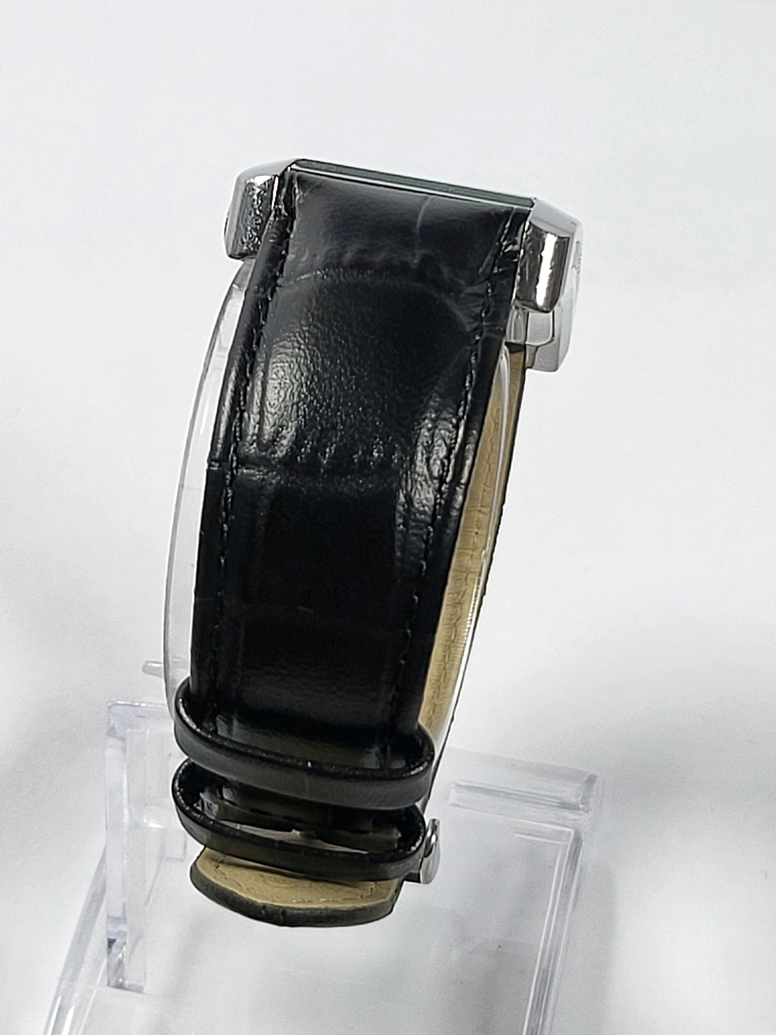 Emporio Armani horloge met zwarte wijzerplaat en zwarte leren band voor heren - AR0143