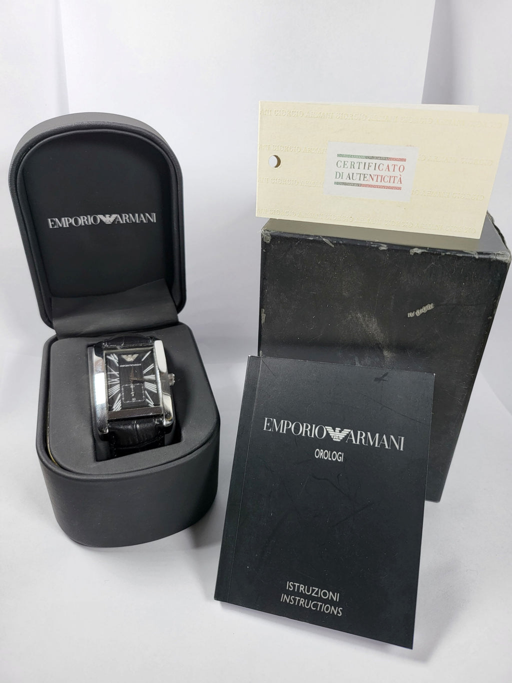 Emporio Armani horloge met zwarte wijzerplaat en zwarte leren band voor heren - AR0143