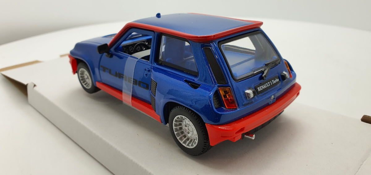 Bburago Renault 5 Turbo Blauw/Rood 1980 - Schaal 1:24