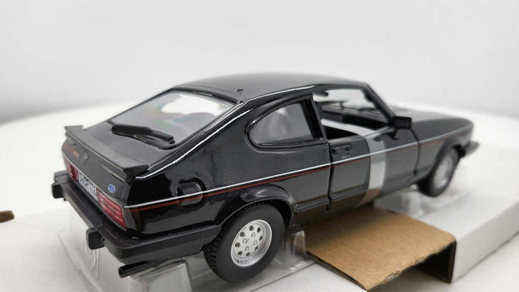 Bburago Ford Capri MK III Injection Zwart 1982 - Schaal 1:24