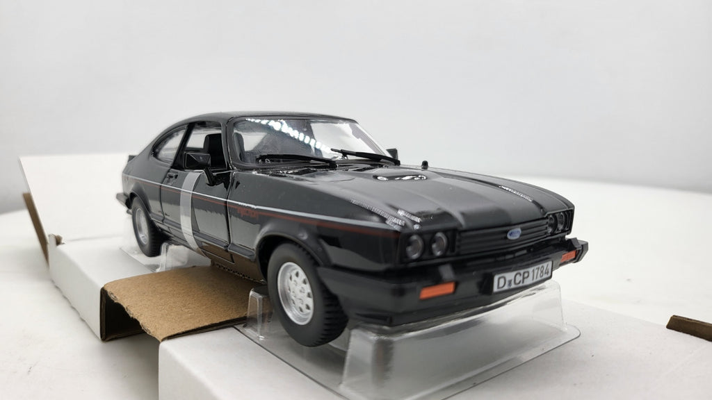 Bburago Ford Capri MK III Injection Zwart 1982 - Schaal 1:24