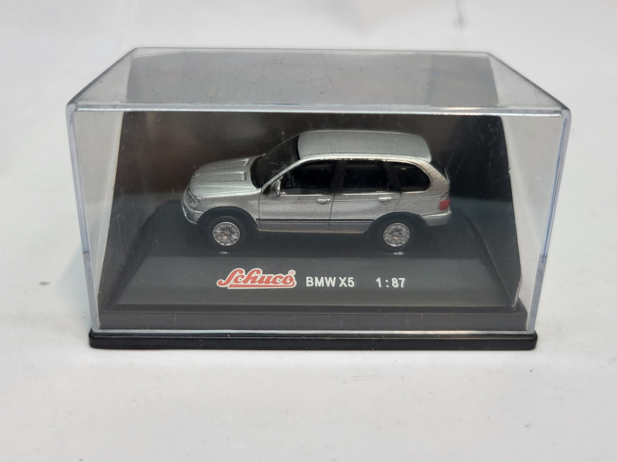 BMW X5 Zilver Metallic 2002 - Schuco 1:87