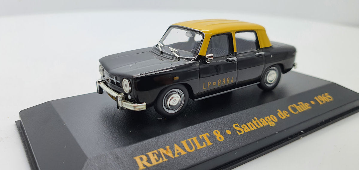 IXO Renault 8 Taxi Santiago de Chile 1965 - Schaal 1:43