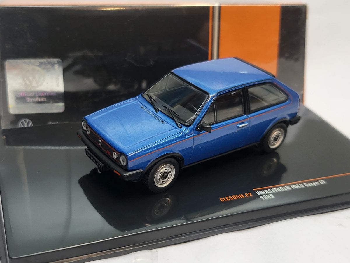 IXO Models Volkswagen Polo Coupé GT 1985 Blauw Metallic - 1:43