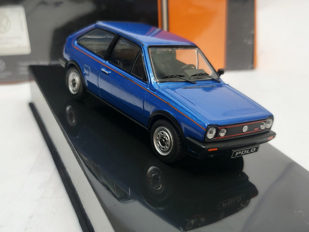 IXO Models Volkswagen Polo Coupé GT 1985 Blauw Metallic - 1:43