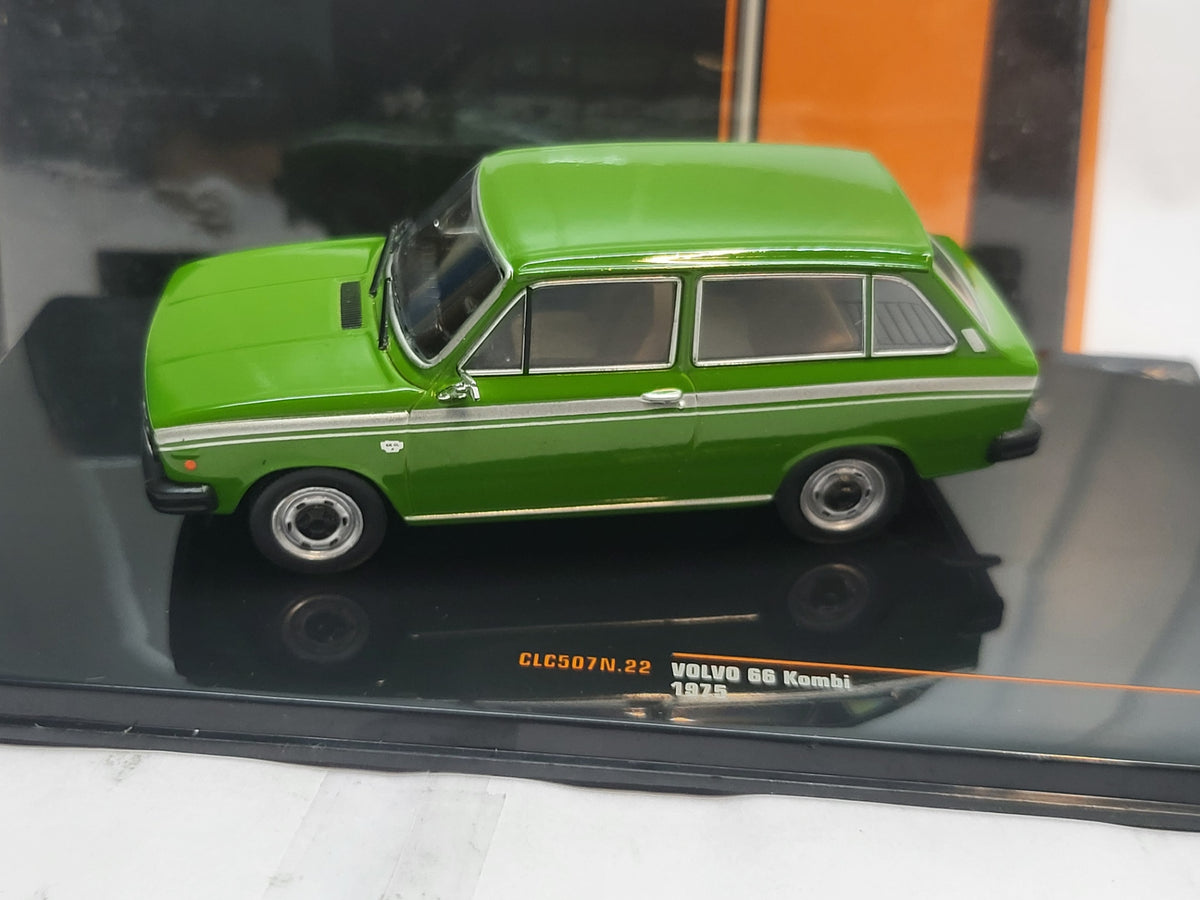 IXO Models Volvo 66 Kombi 1975 Groen - 1:43