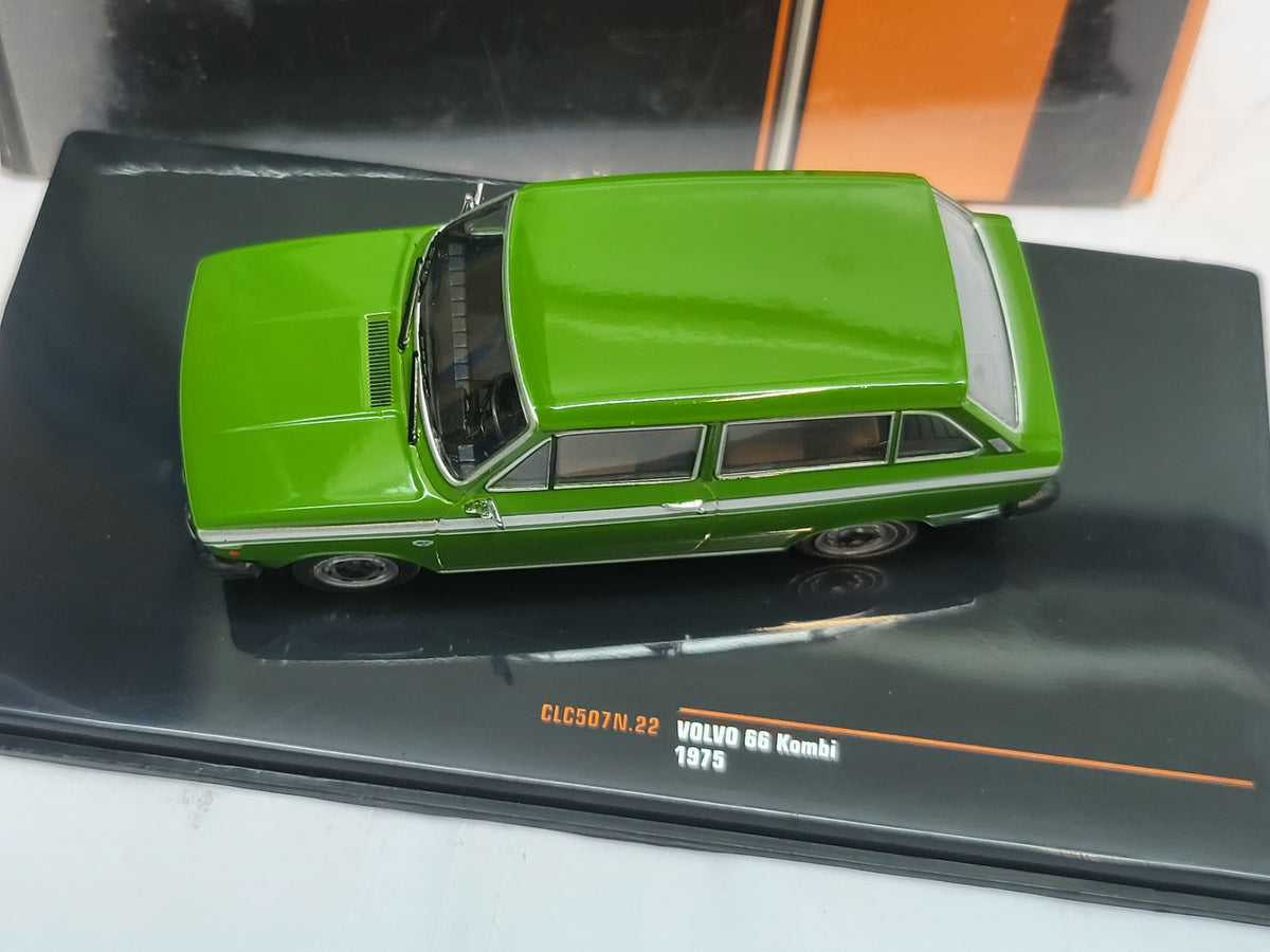 IXO Models Volvo 66 Kombi 1975 Groen - 1:43