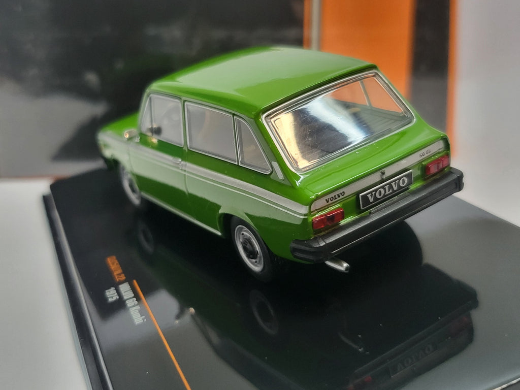 IXO Models Volvo 66 Kombi 1975 Groen - 1:43