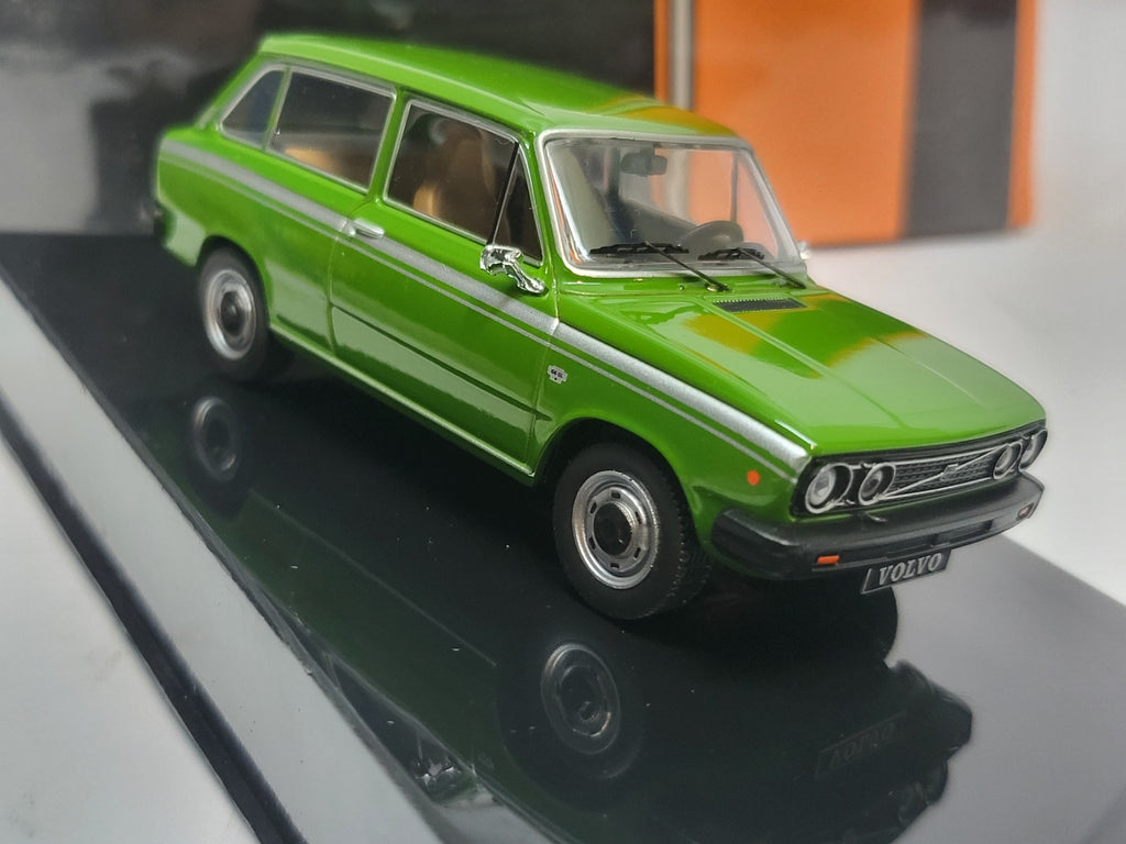 IXO Models Volvo 66 Kombi 1975 Groen - 1:43