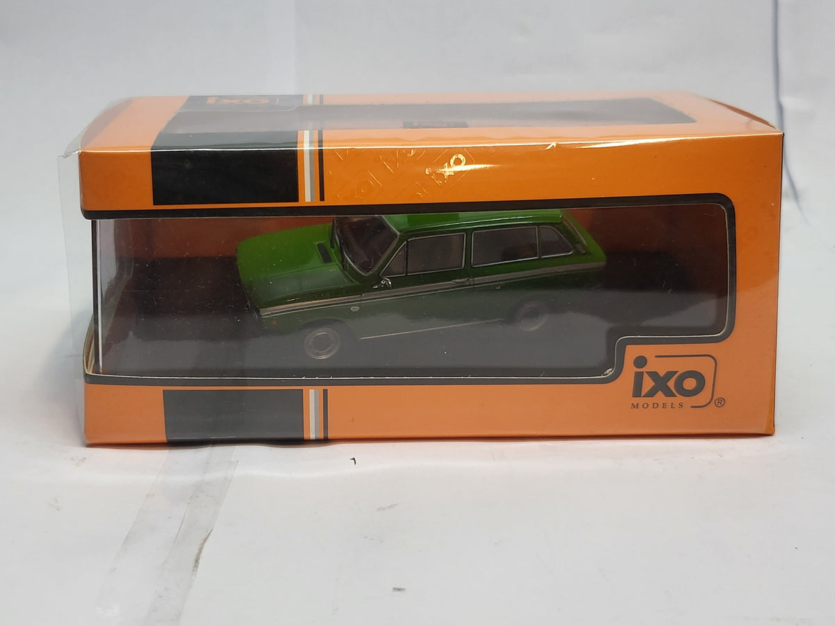 IXO Models Volvo 66 Kombi 1975 Groen - 1:43