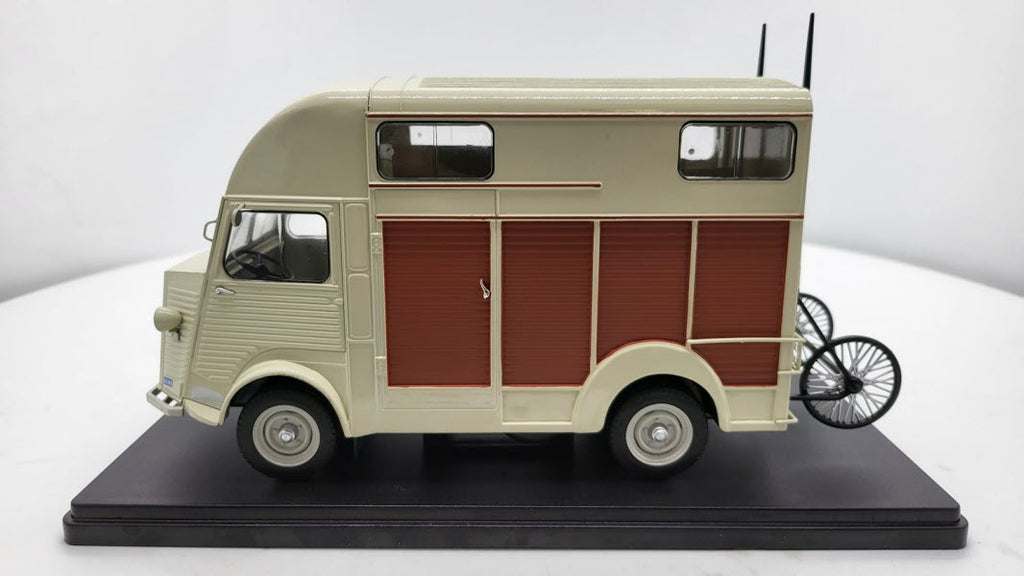 Citroen type H version VAN HEULIEZ - DeAgustini 1:24