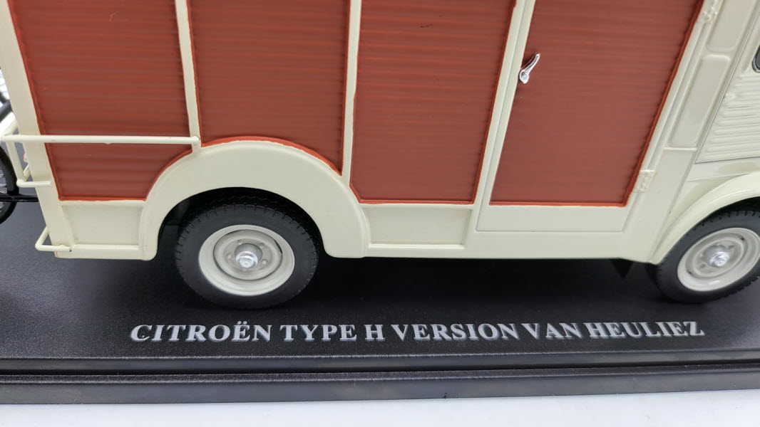 Citroen type H version VAN HEULIEZ - DeAgustini 1:24