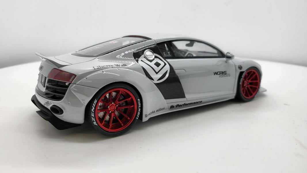 Audi R8 LBWK Licht Grijs GT Spirit 1:18
