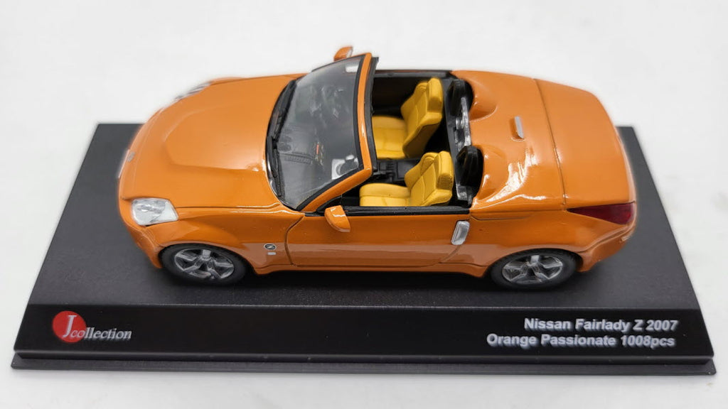 J-Collection Nissan 350Z Fairlady Cabriolet Oranje 2007 - Schaal 1:43