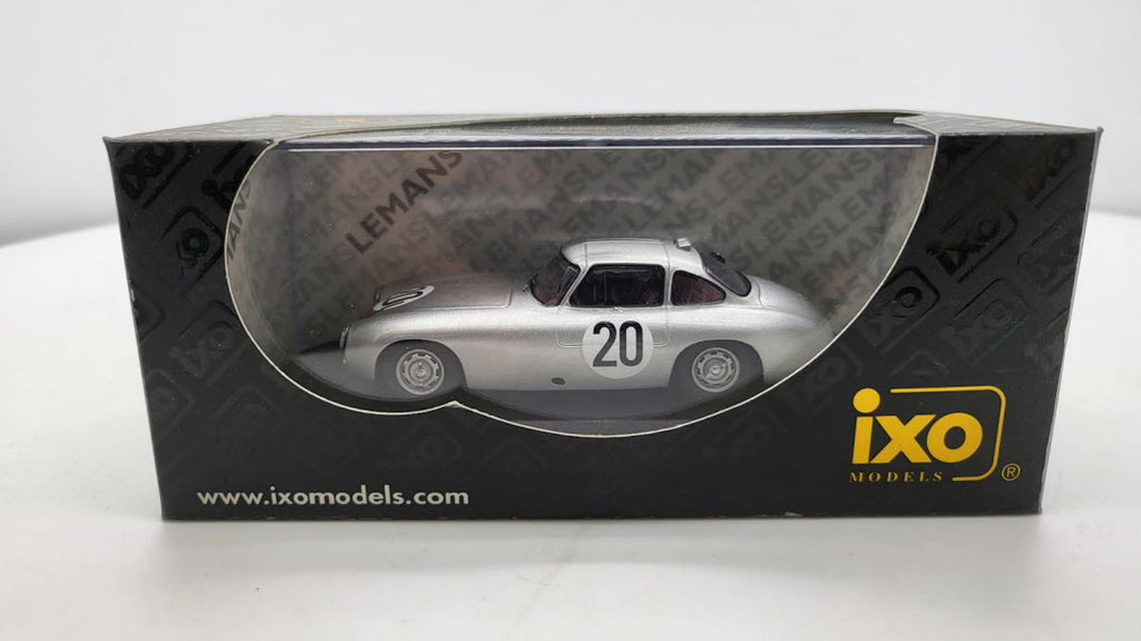 IXO Mercedes-Benz 300 SL #20 Vleugeldeur Le Mans 1952 - Schaal 1:43